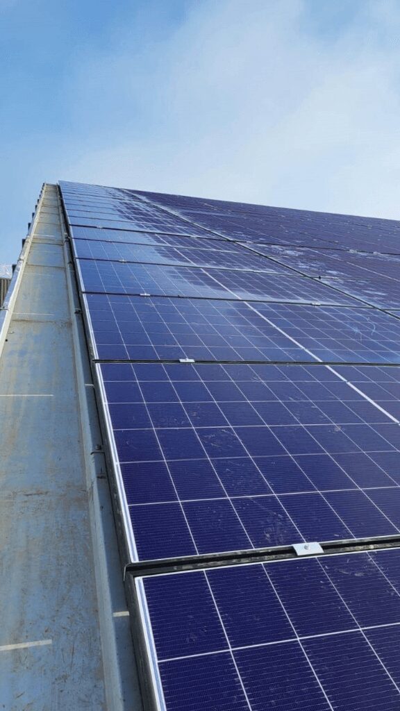 L'installation de panneaux solaires à Cannes profite pleinement de l'ensoleillement